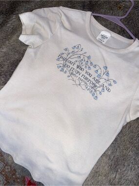 American eagle Dolly Parton tee